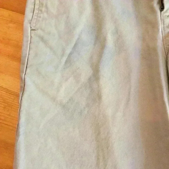 Vineyard Vines Shorts - Picture 6 of 6